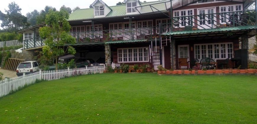 5 BHK Flat in Greater Kailash